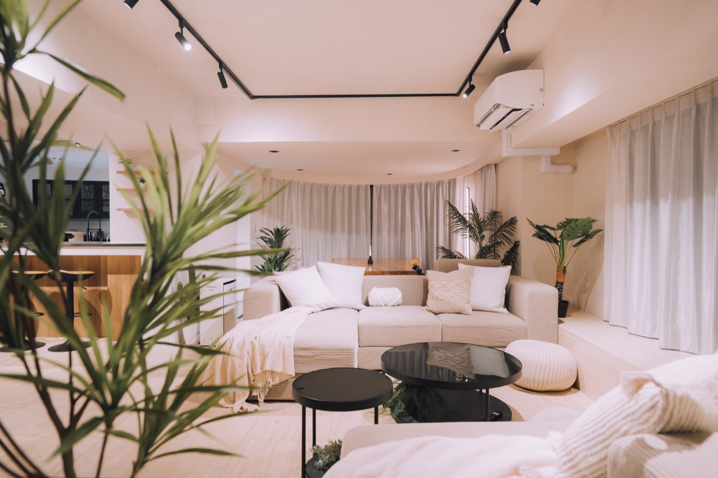 Airbnb property photographed by Streetshow